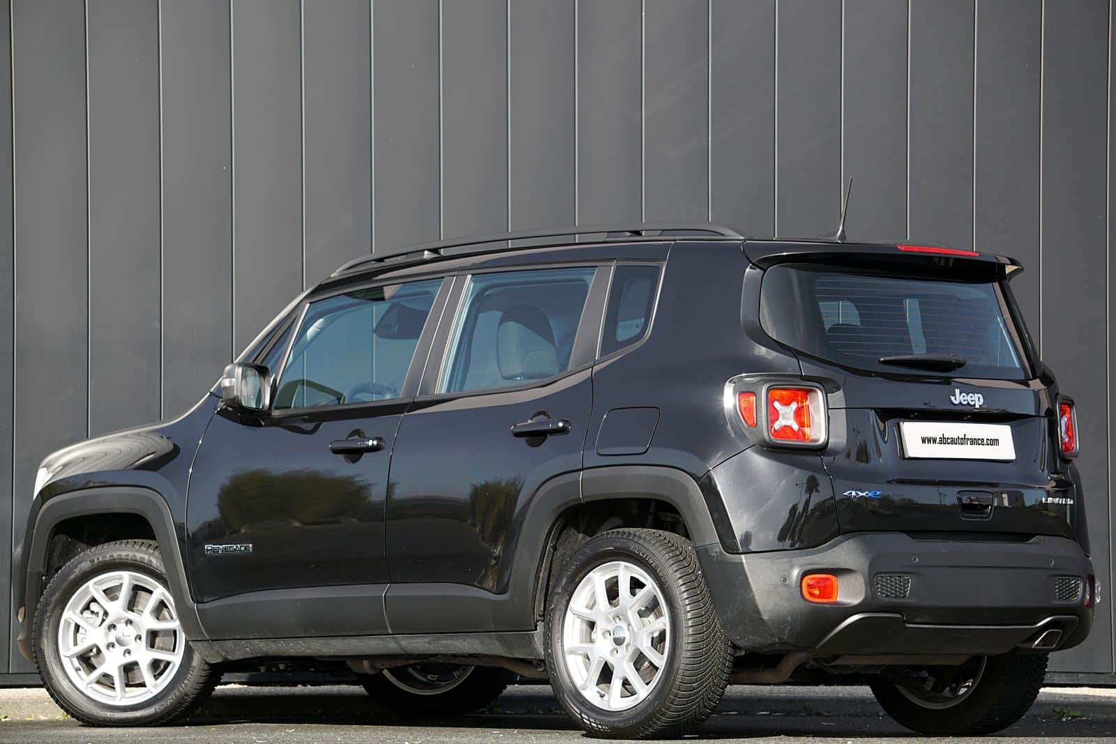 JEEP RENEGADE HYBRIDE PHEV 1.3 TURBO T4 190 4XE LIMITED AT6 Occasion 79 abcautofrance (abc auto france) 7